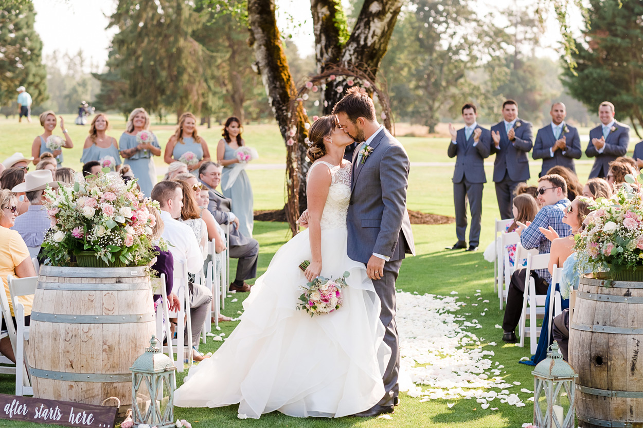 shadow-hills-country-club-wedding-37 Shadow Hills Country Club Wedding | Eugene Oregon | Leanna & AJ