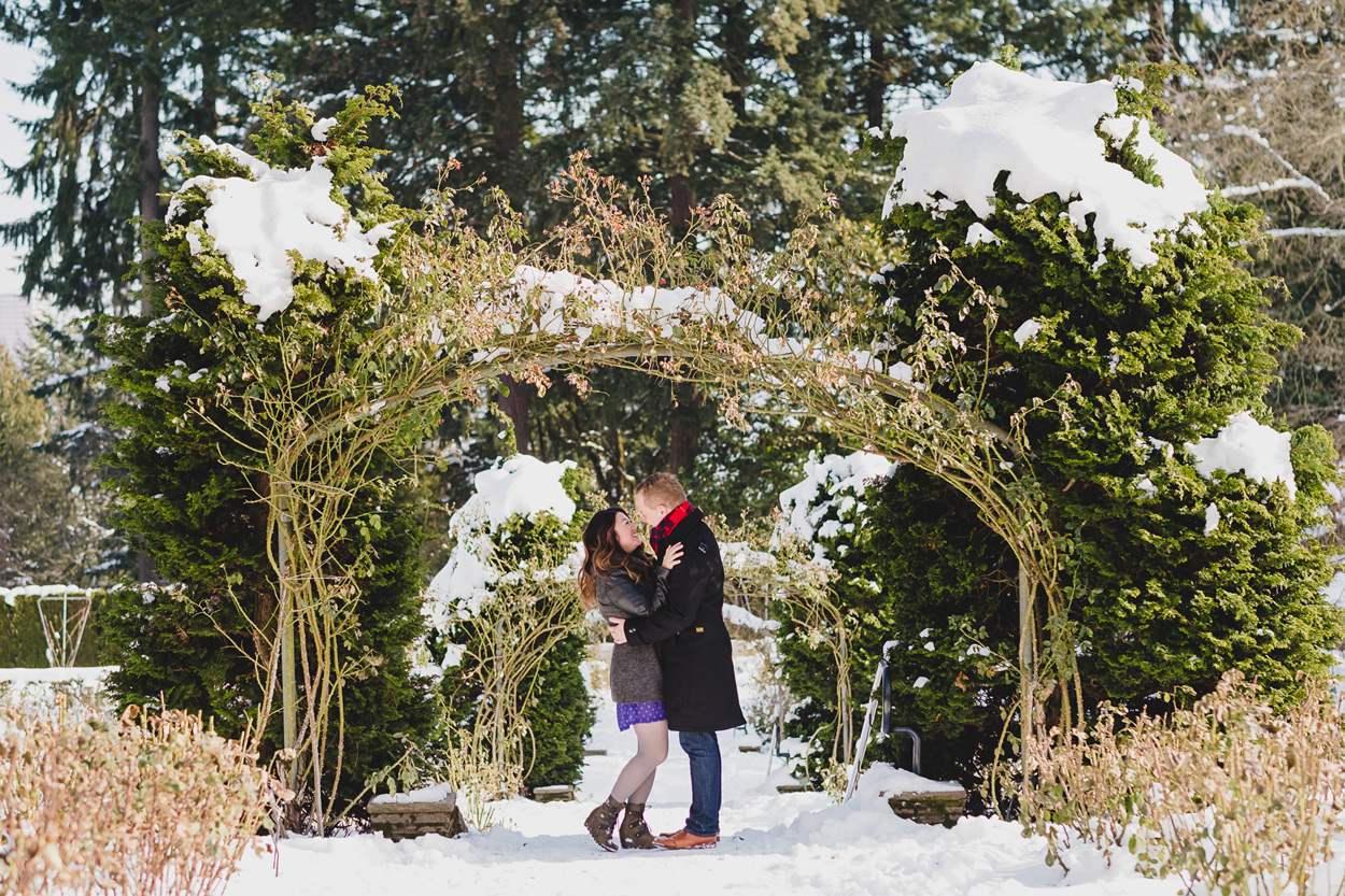 snow-wedding-oregon-03 Random Recap of 2017 | Moments & Memories from Weddings & Engagements