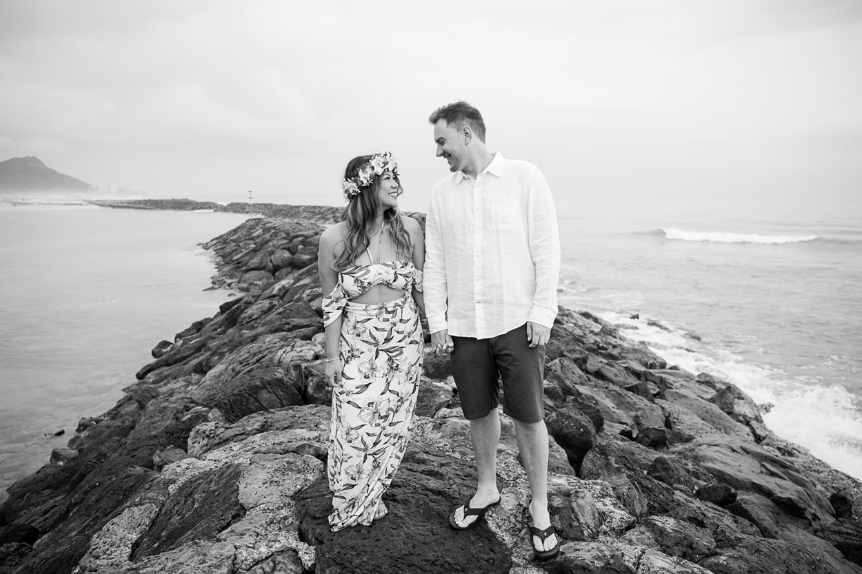 magic-island-engagement-photos-003 Magic Island Engagement Photos | Waikiki Hawaii Wedding | Jennifer & Morgan