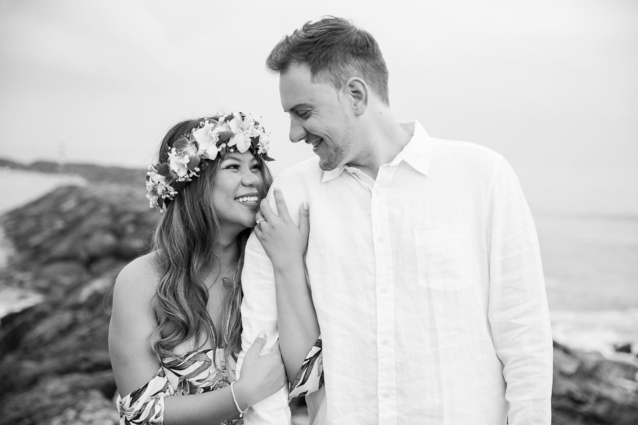 magic-island-engagement-photos-004 Magic Island Engagement Photos | Waikiki Hawaii Wedding | Jennifer & Morgan