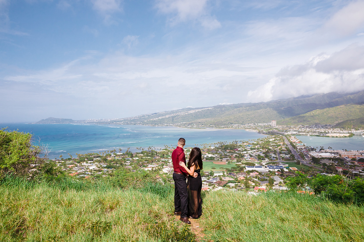 oahu-hawaii-wedding-photographer-012 Spitting Cave & Hanauma Bay Rim Trail Engagement Photos | Stephanie & Michael