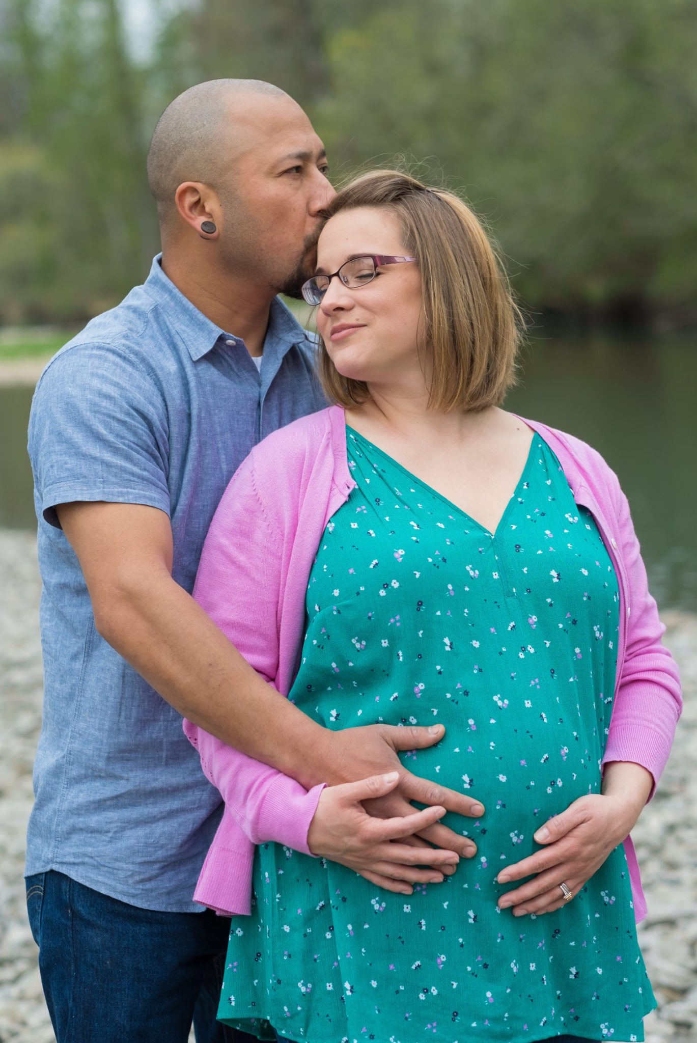 eugene-oregon-family-photos-026 Eugene Oregon Maternity Photos | Ramirez Family | Clearwater Park Springfield Oregon