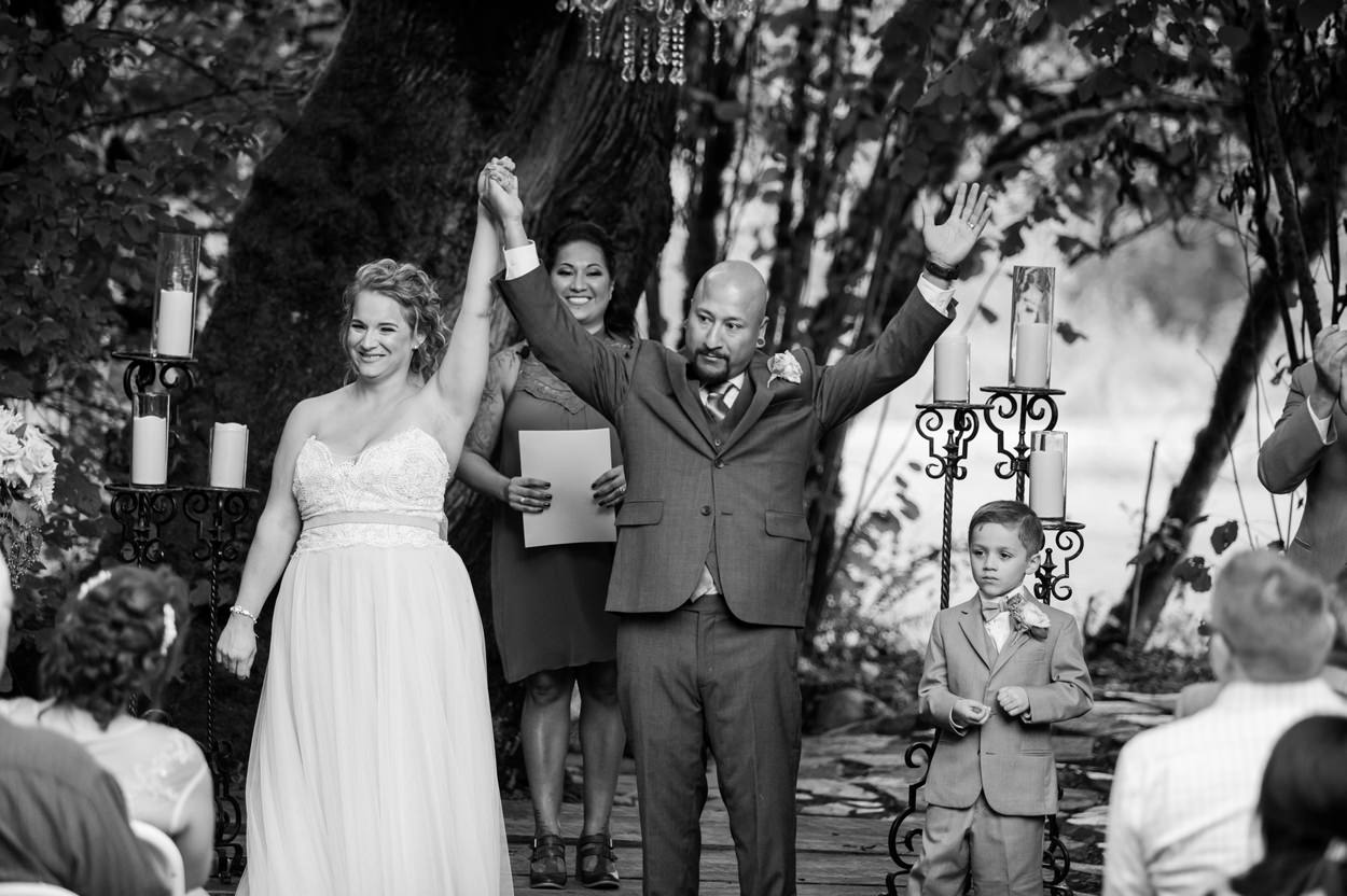 sweet-home-oregon-wedding-019 Star Attractions Wedding | Sweet Home Oregon | Jessica & Ray